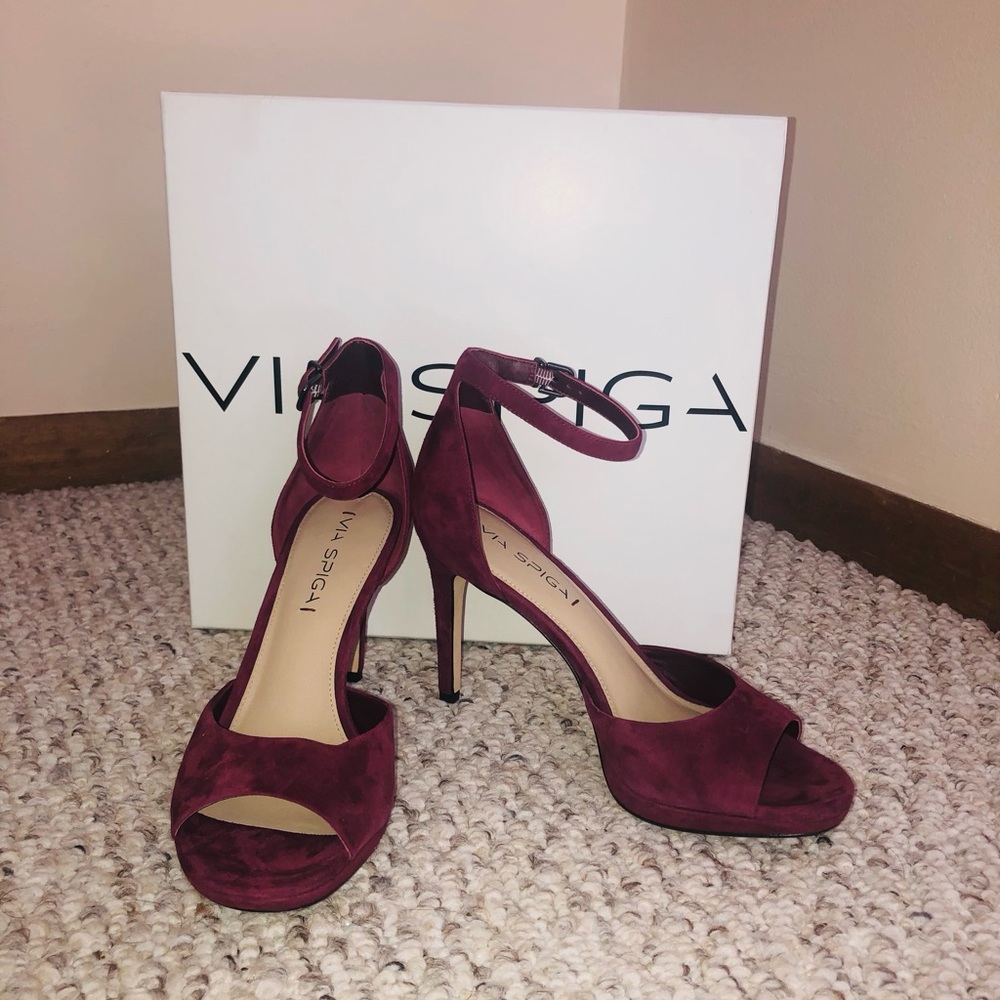Via Spiga Burgundy, 4 inch ankle strap heels. - Picture 5 of 5